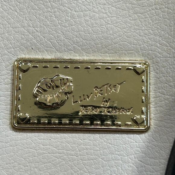 Betsey Johnson Baseball "Hey Batter" Tote Bag with charm - Picture 5 of 6